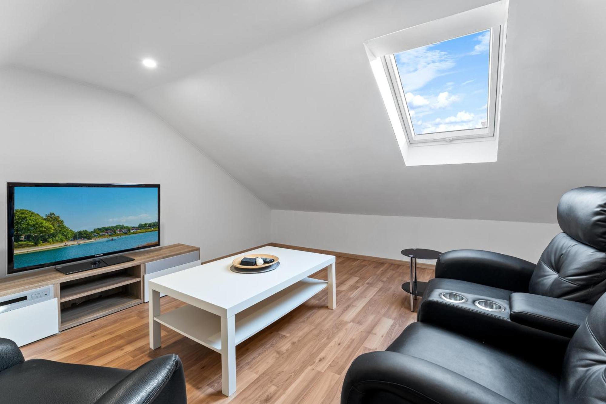 Niewoh Ferienhaus Wiesenblick,Ammerland, Conneforde Wiefelstede Szoba fotó